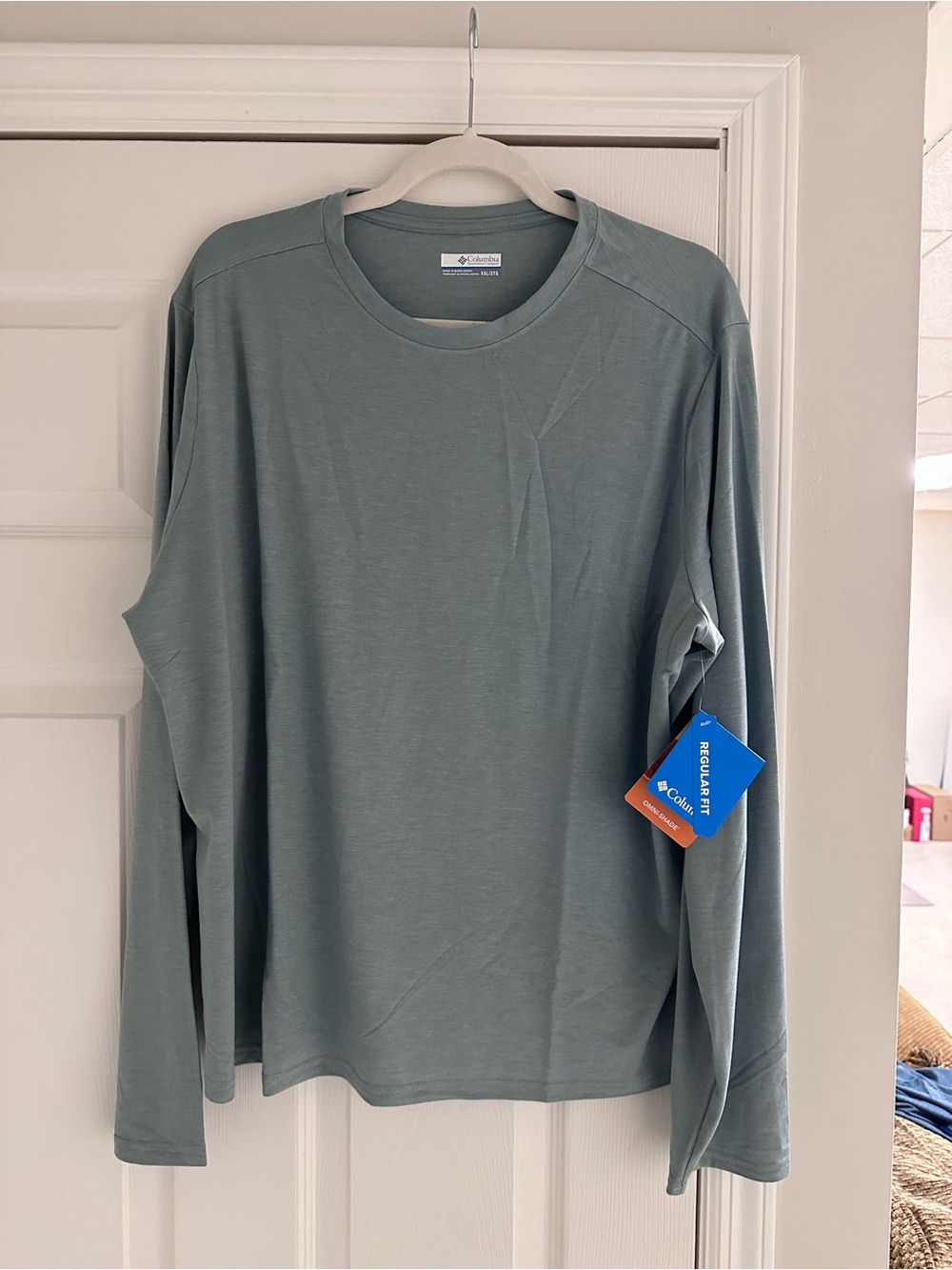 NWT Columbia Women’s Long-Sleeve Crew Neck Shirt - Gray